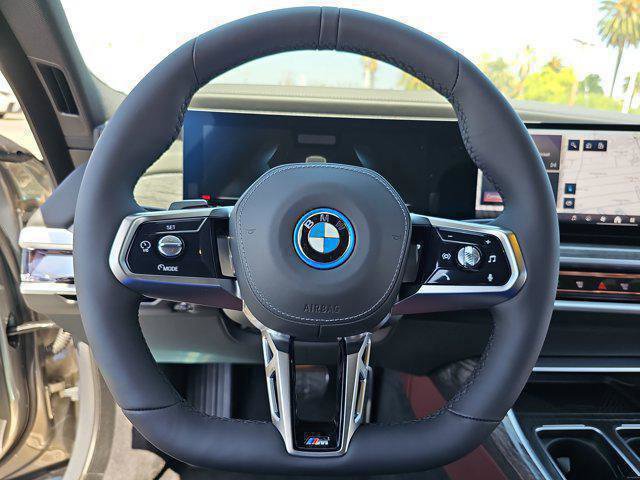 New 2025 BMW i7 xDrive60 image 19
