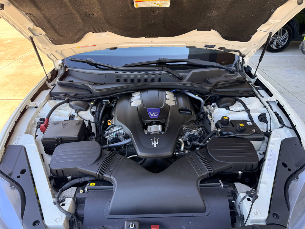 Used 2018 Maserati Quattroporte S Q4 AWD/4WD image 29