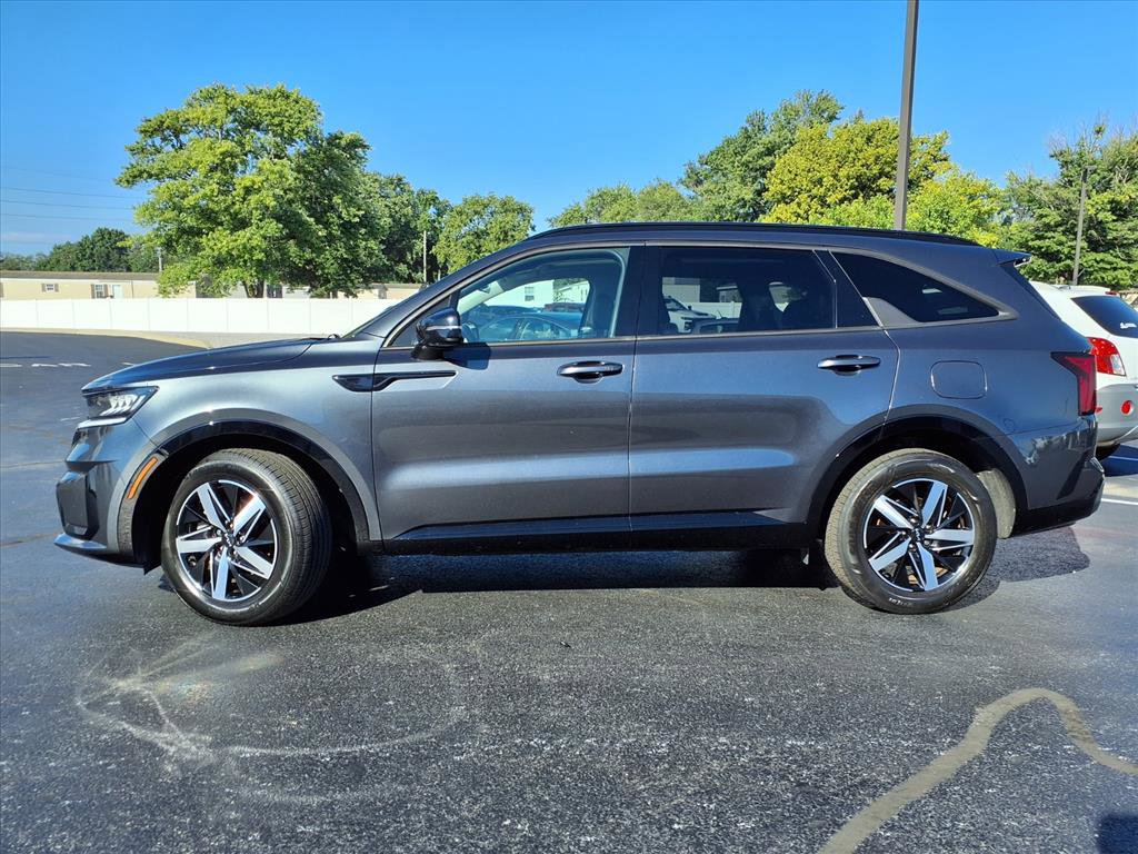 Used 2022 Kia Sorento EX w/ Panoramic Sunroof Package image 31