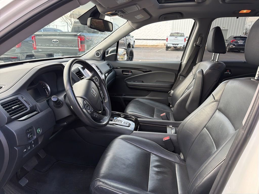 Used 2016 Honda Pilot Elite image 12