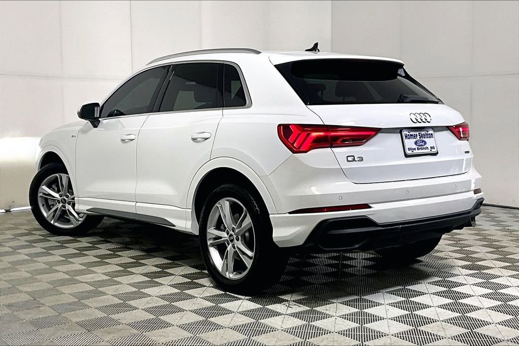 Used 2024 Audi Q3 2.0T Premium Plus w/ Premium Plus Package AWD/4WD image 11