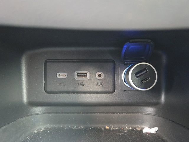 Used 2019 Chevrolet Equinox LS w/ LS Convenience Package image 29