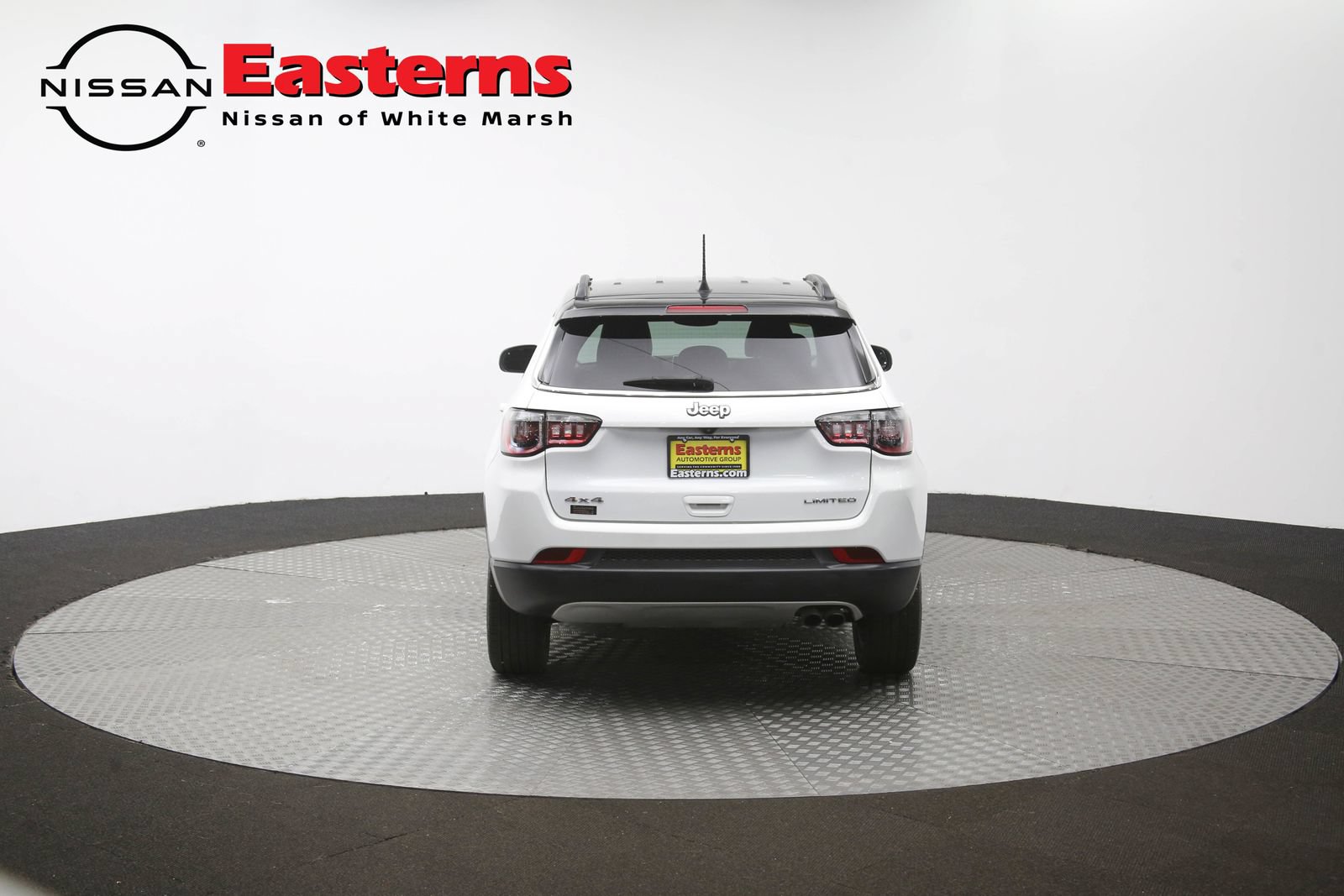 Used 2022 Jeep Compass Limited AWD/4WD image 36