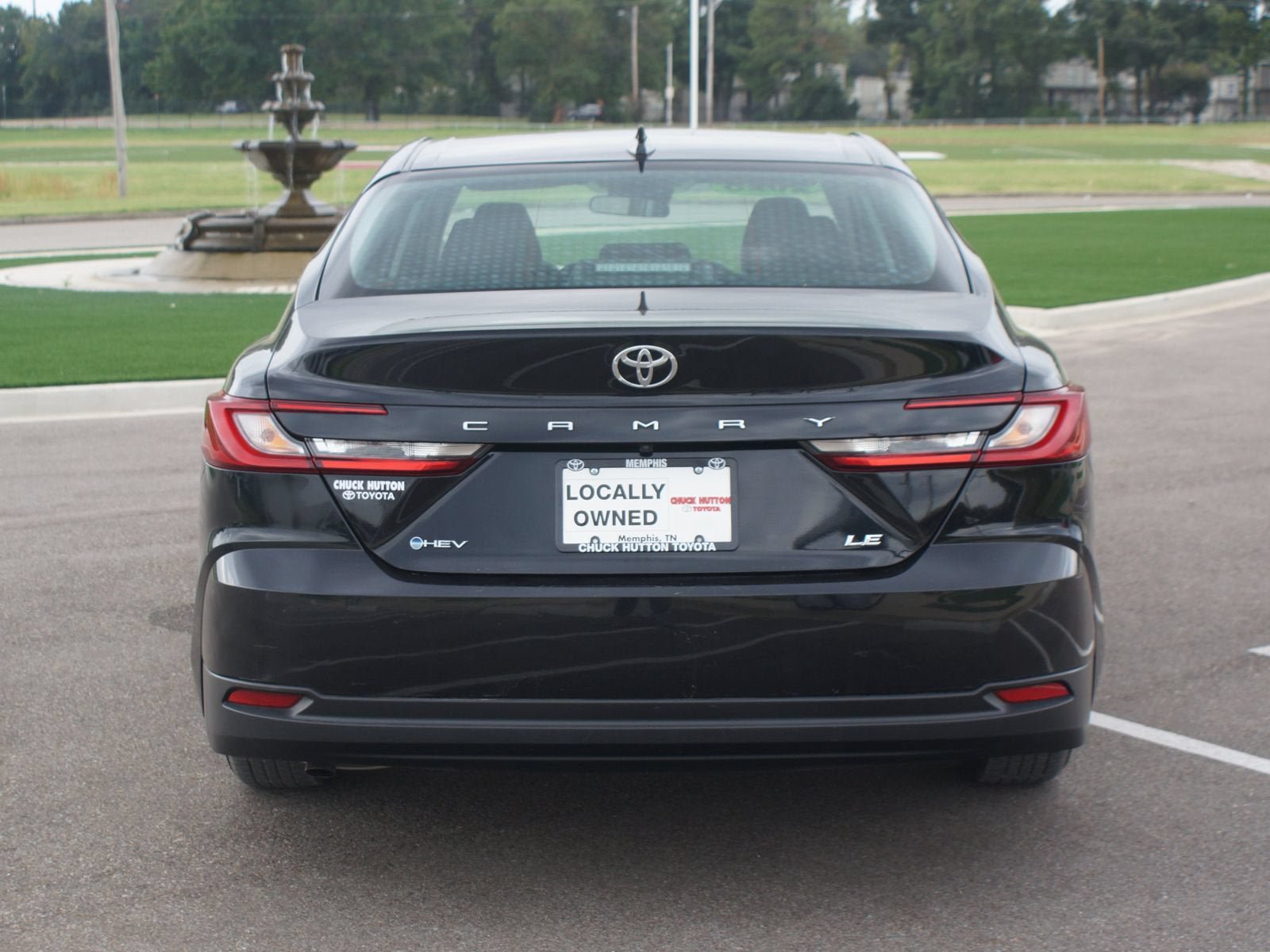 Used 2025 Toyota Camry LE FWD image 3