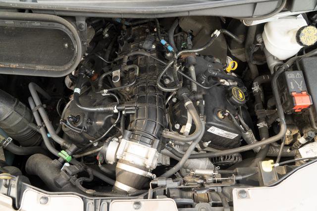 Used 2016 Ford Transit 150 XLT image 10