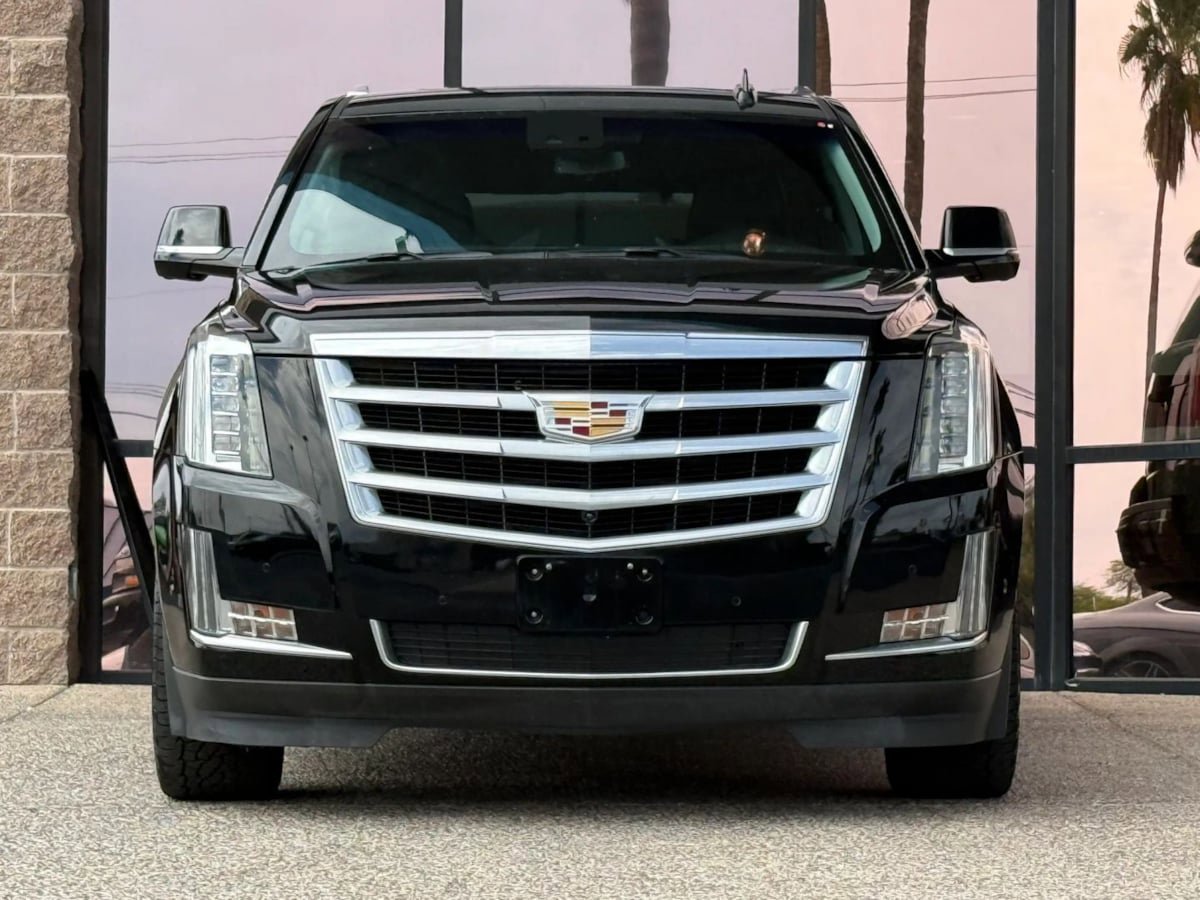 Used 2018 Cadillac Escalade Luxury AWD/4WD image 20