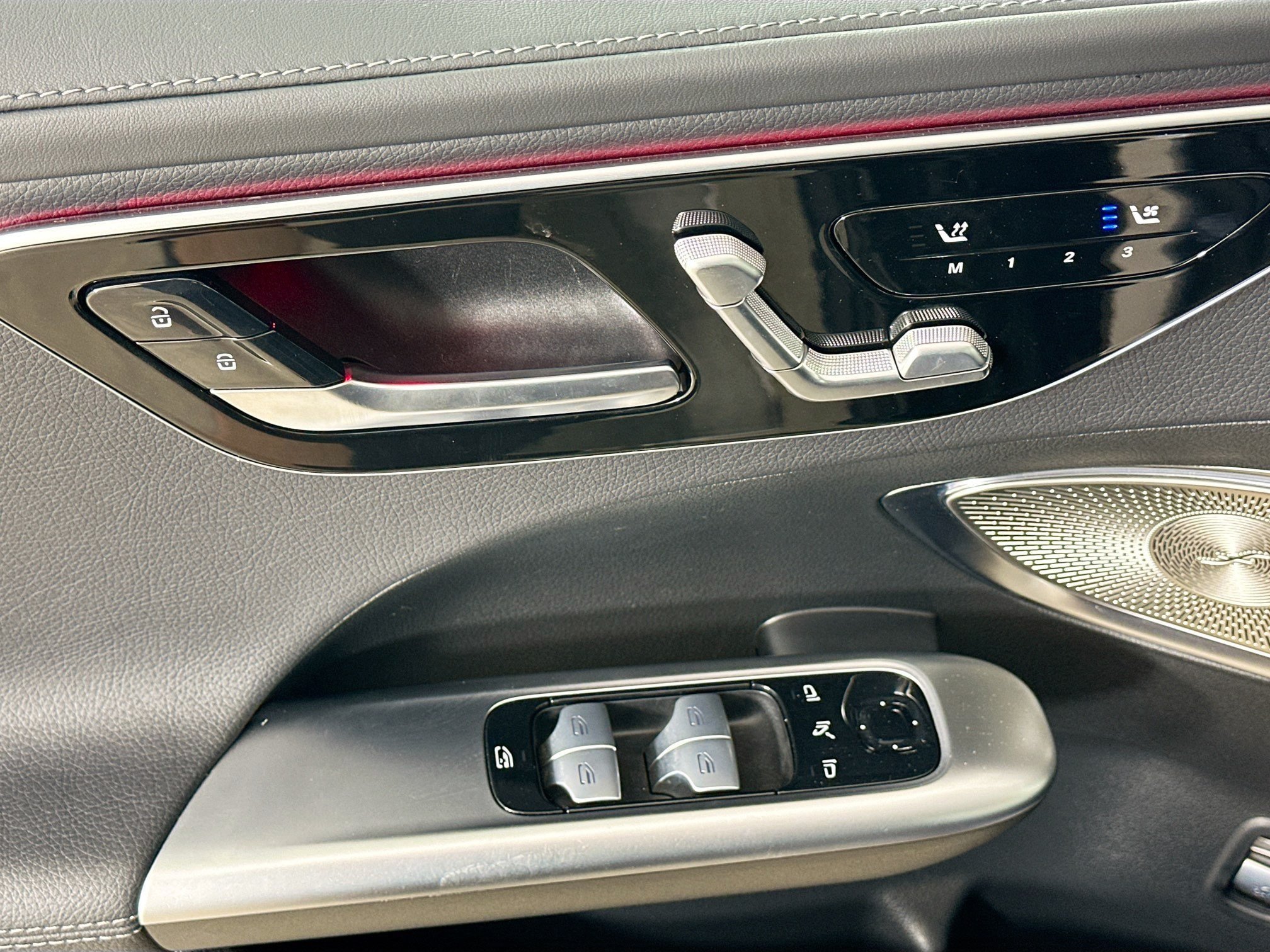 Certified 2024 Mercedes-Benz C 300 4MATIC Sedan image 22