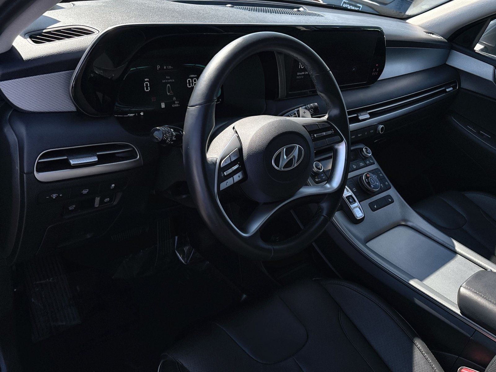 Certified 2025 Hyundai Palisade SEL AWD/4WD image 16