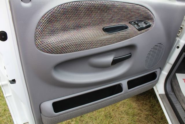 Used 2001 Dodge Ram 2500 Truck 4x4 Quad Cab image 23