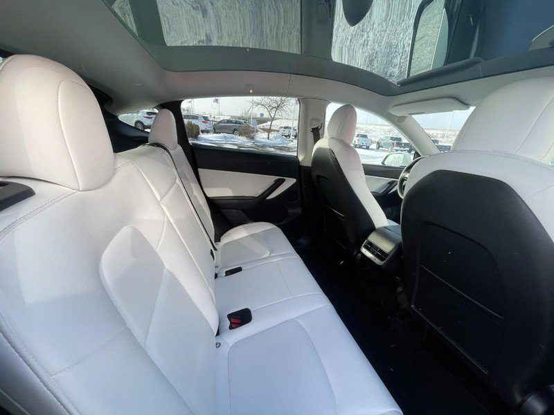 Used 2021 Tesla Model Y Long Range image 10