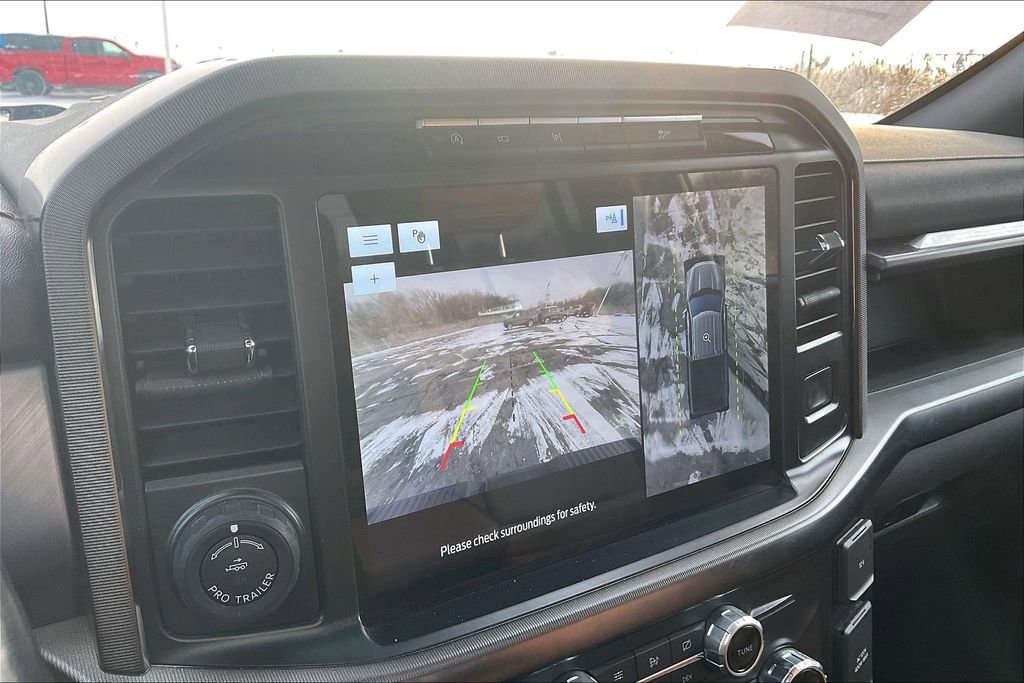 Used 2021 Ford F150 Platinum image 17