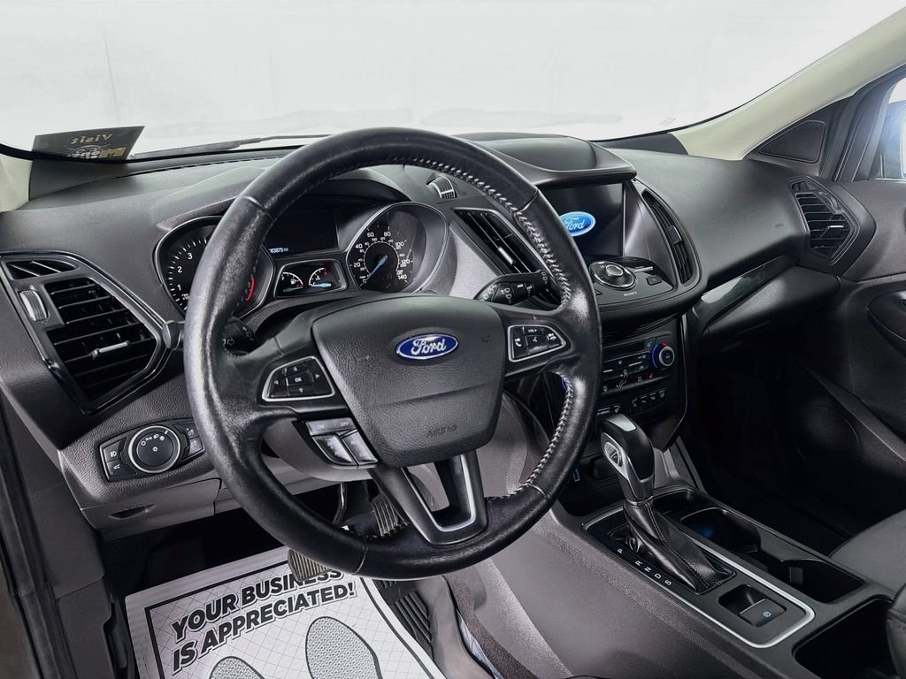 Used 2019 Ford Escape Titanium AWD/4WD image 9
