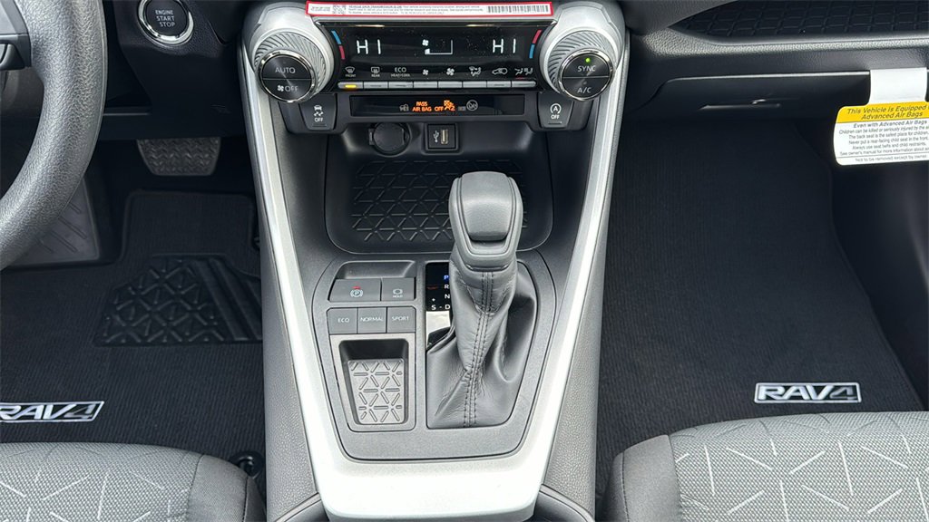 New 2025 Toyota RAV4 XLE image 31