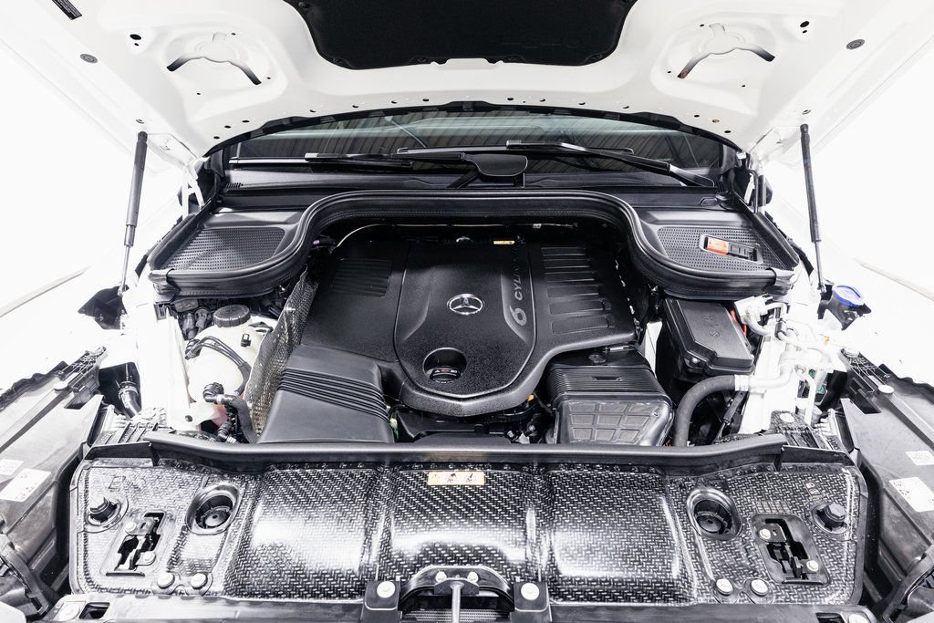 Used 2026 Mercedes-Benz GLS 450 4MATIC image 40