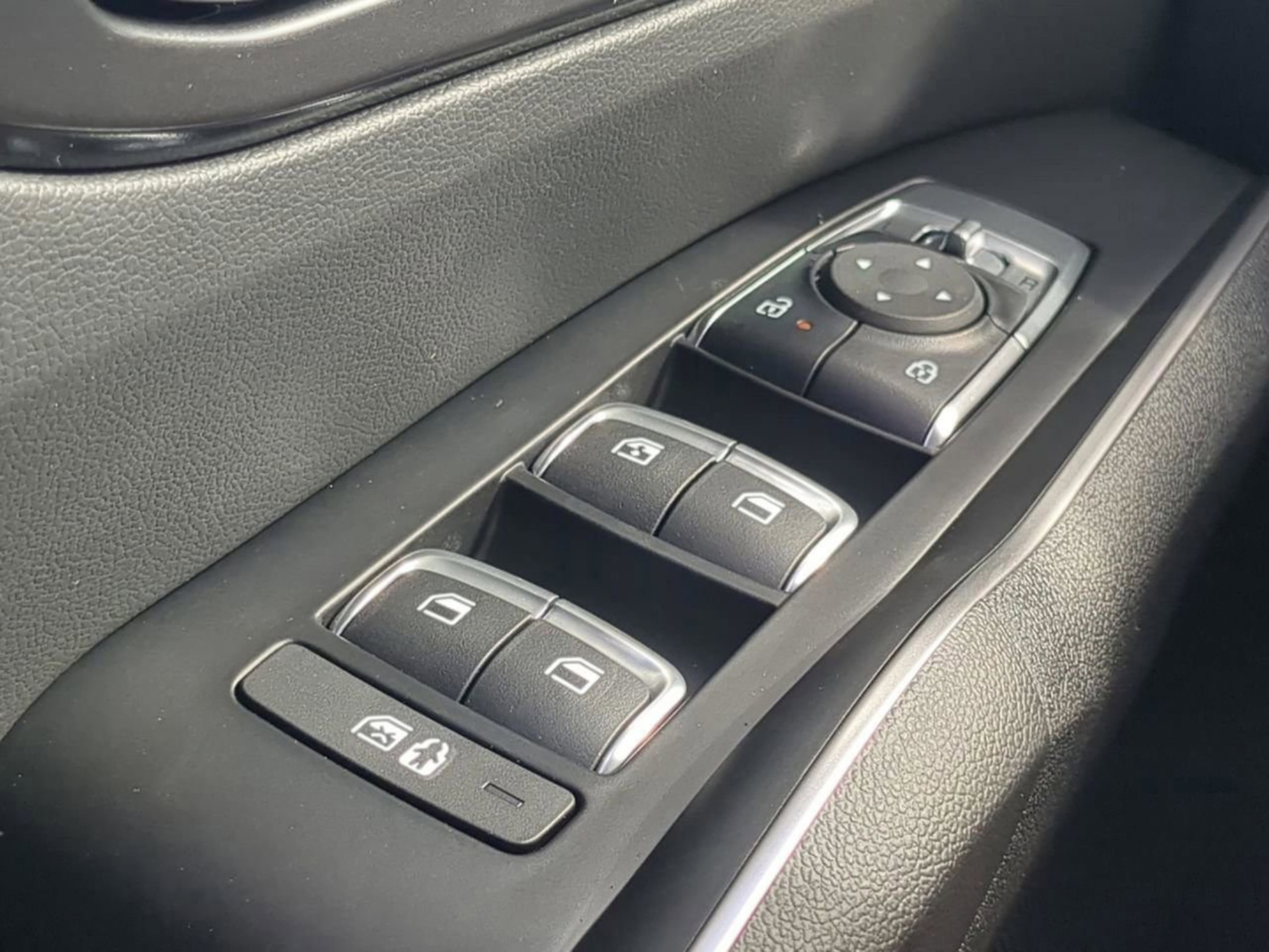 New 2026 Kia Sorento S w/ S Panoramic Sunroof Package FWD image 28