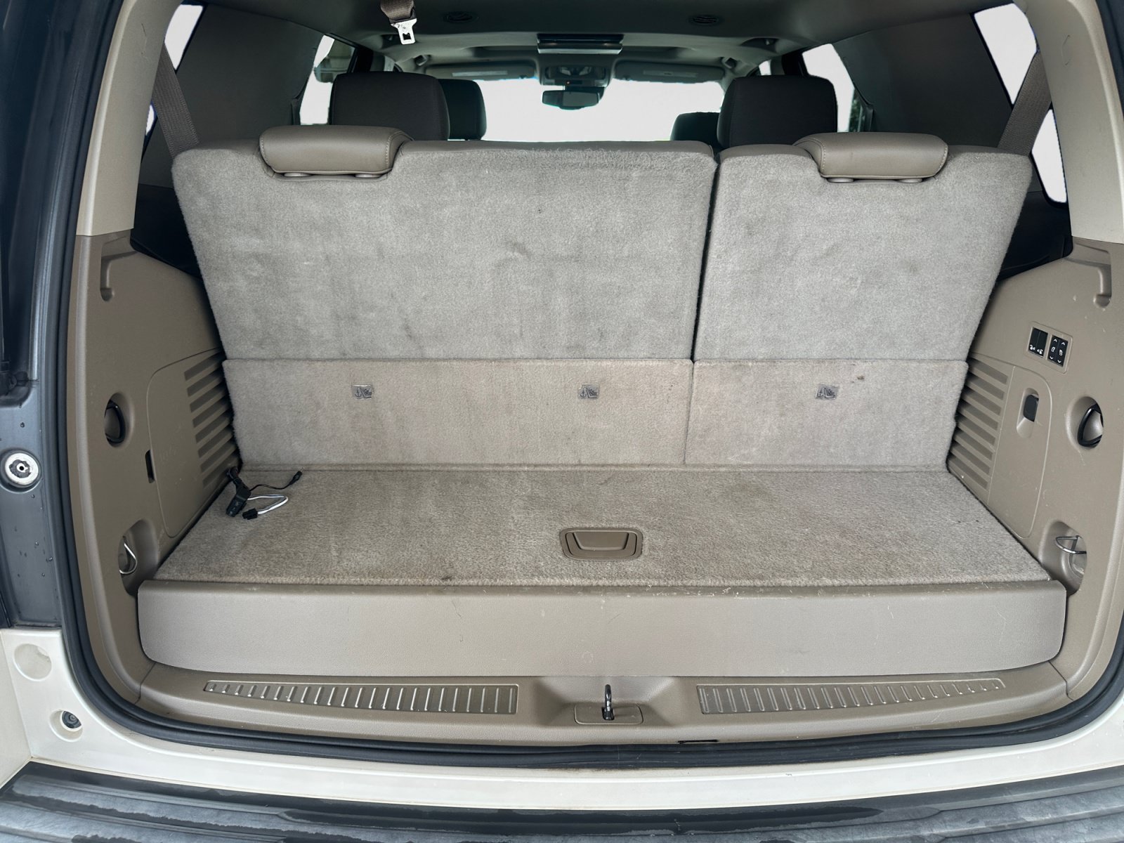 Used 2015 GMC Yukon SLT w/ Open Road Package RWD image 18