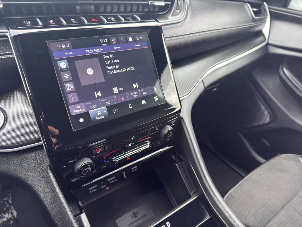 Used 2024 Jeep Grand Cherokee Altitude image 20