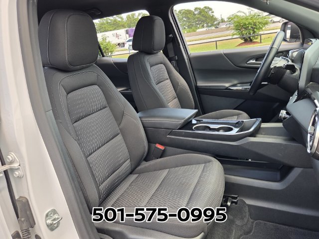 Used 2025 Chevrolet Equinox LT FWD image 17