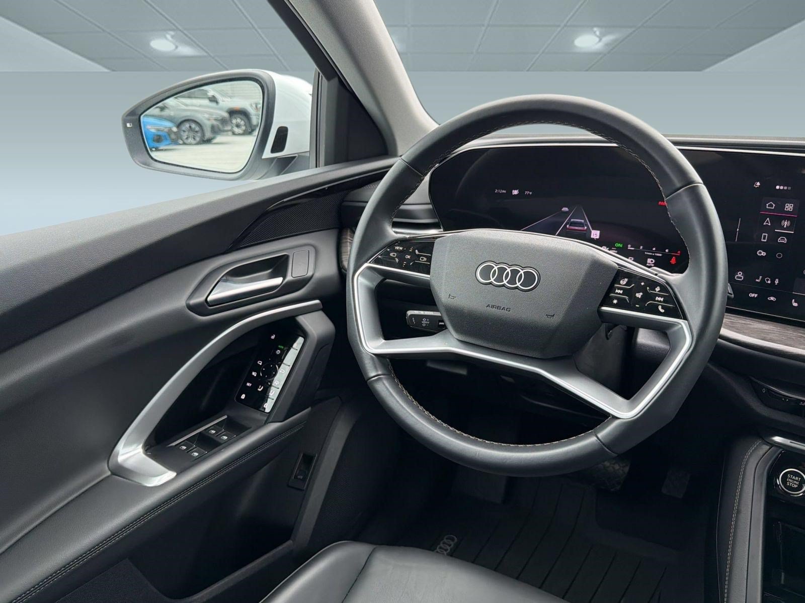 Used 2025 Audi Q5 Premium w/ Convenience Package AWD/4WD image 29