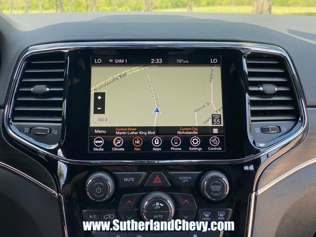Used 2021 Jeep Grand Cherokee Limited AWD/4WD image 29