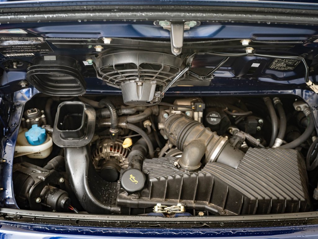 Used 2003 Porsche 911 Carrera image 19