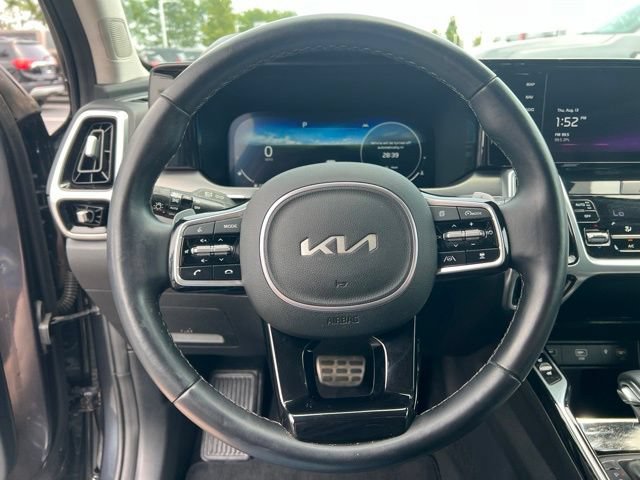 Certified 2023 Kia Sorento SX AWD/4WD image 14