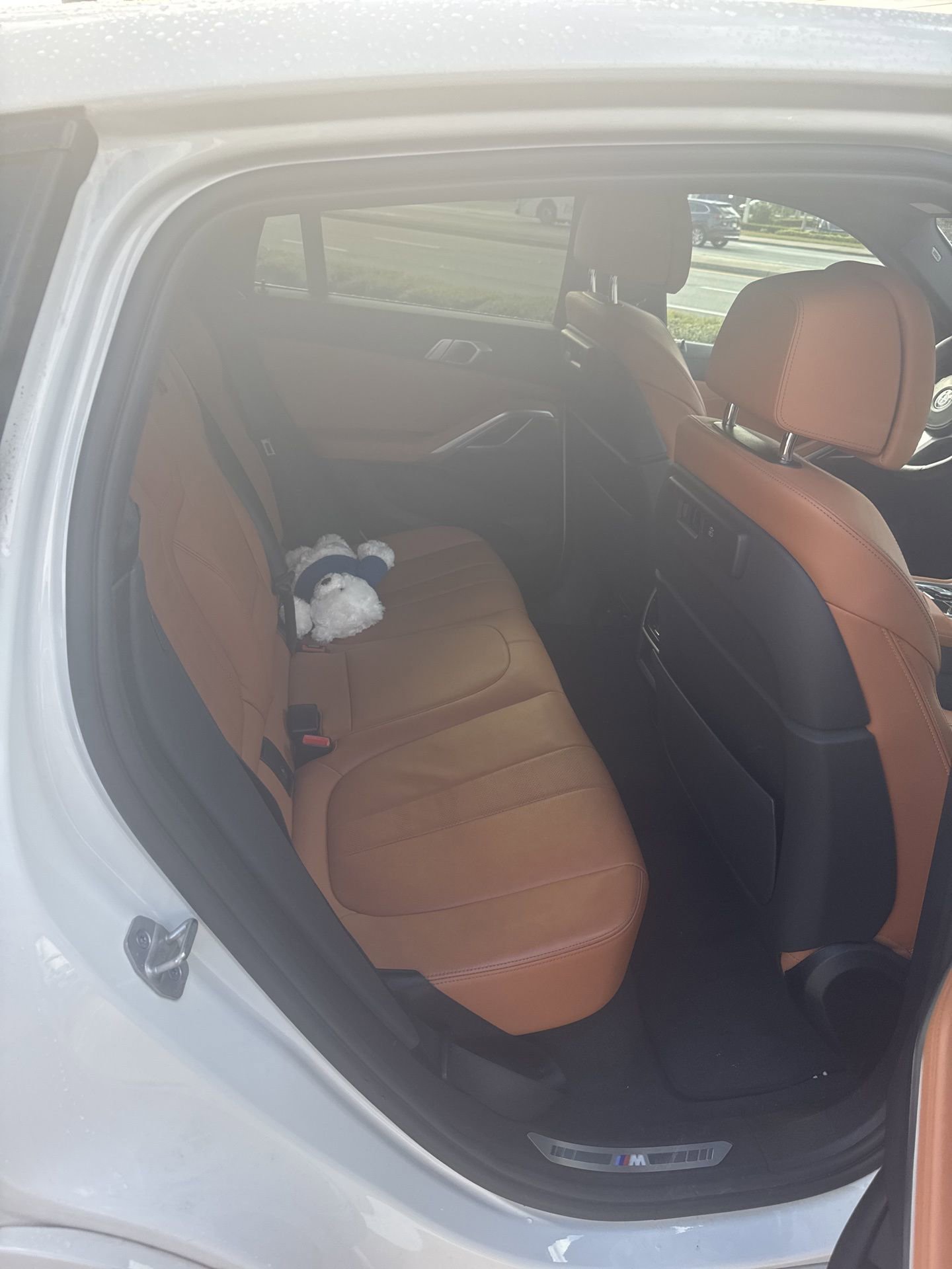 Used 2021 BMW X6 sDrive40i w/ M Sport Package image 9