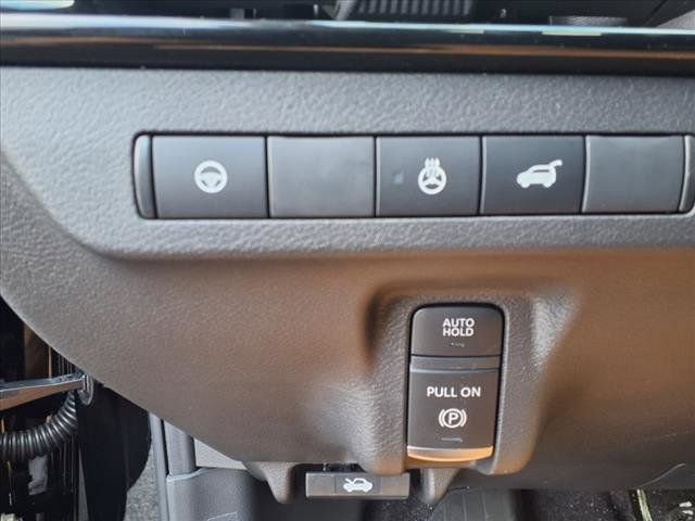 New 2025 Nissan Murano SL image 18