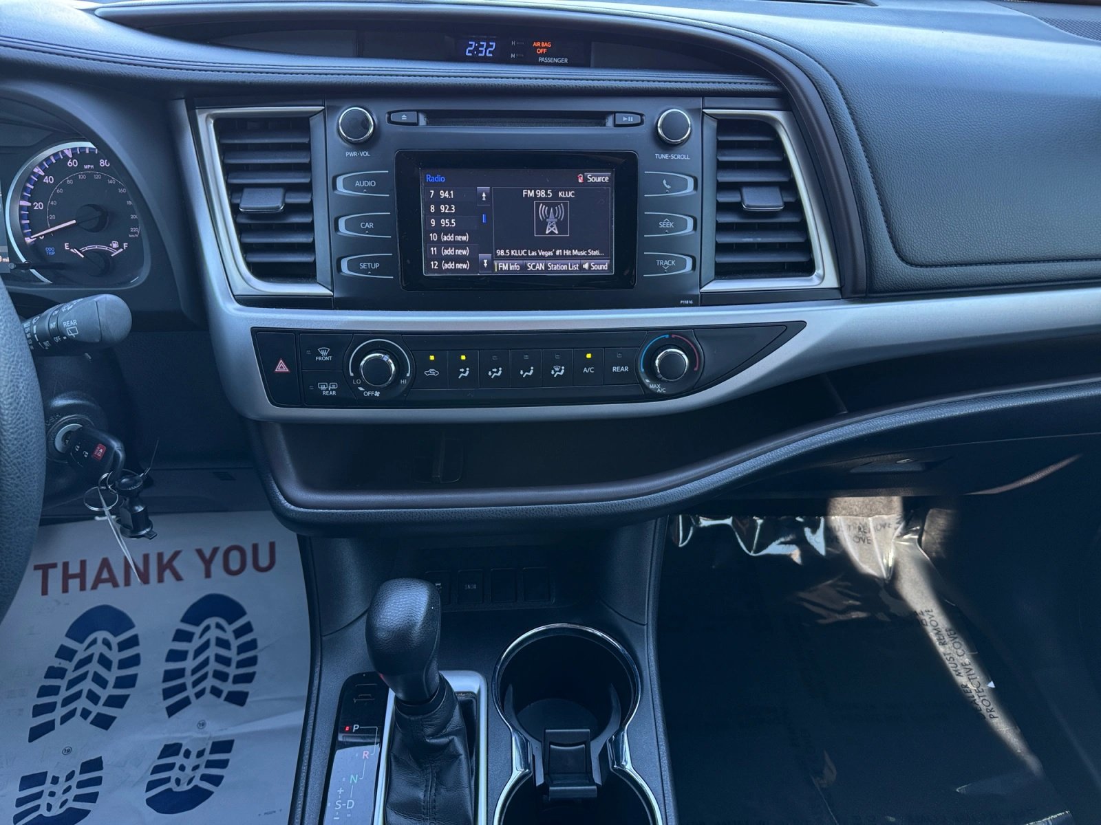 Used 2019 Toyota Highlander LE FWD image 18