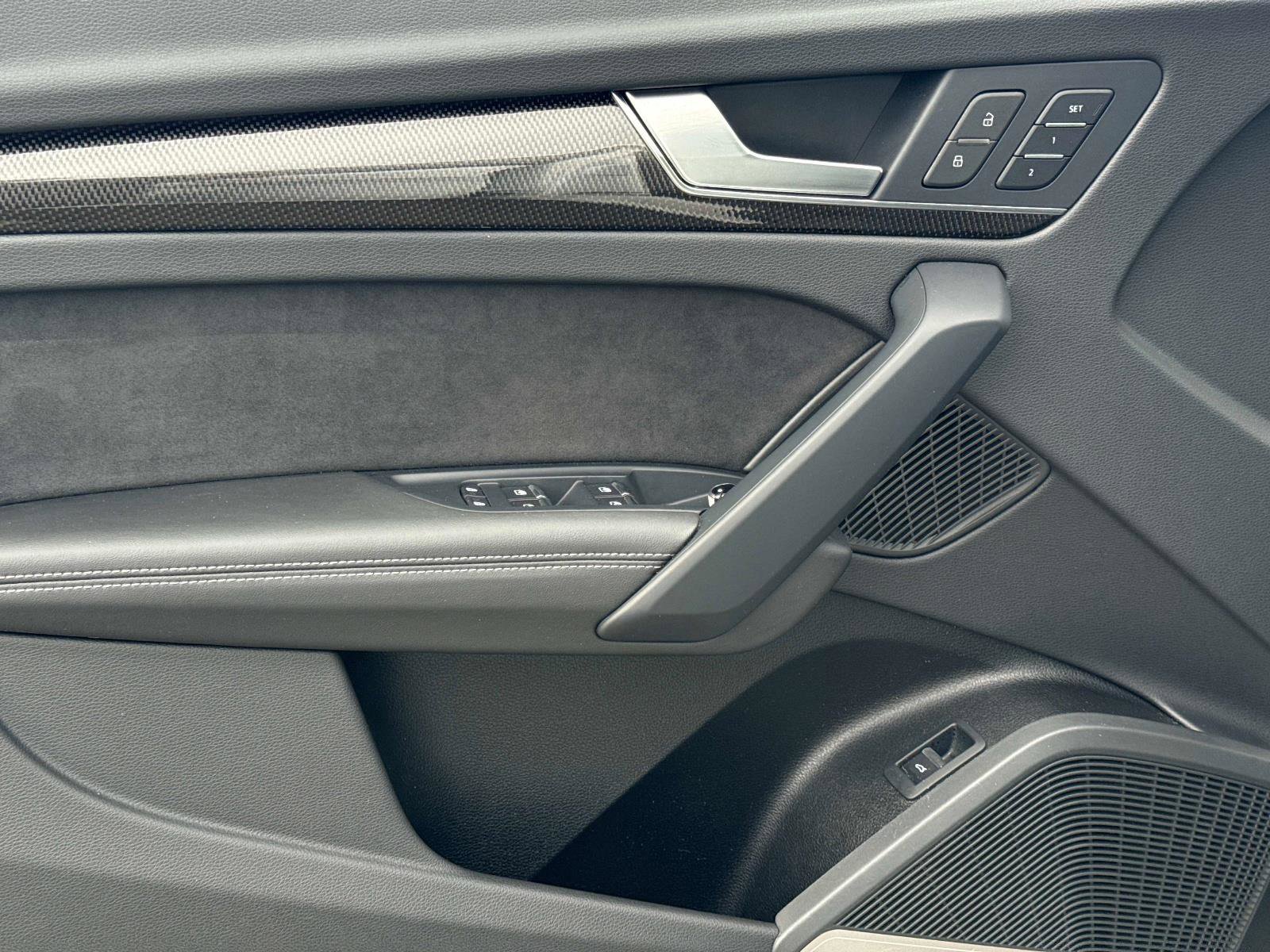 Used 2023 Audi SQ5 Prestige w/ Prestige Package image 19