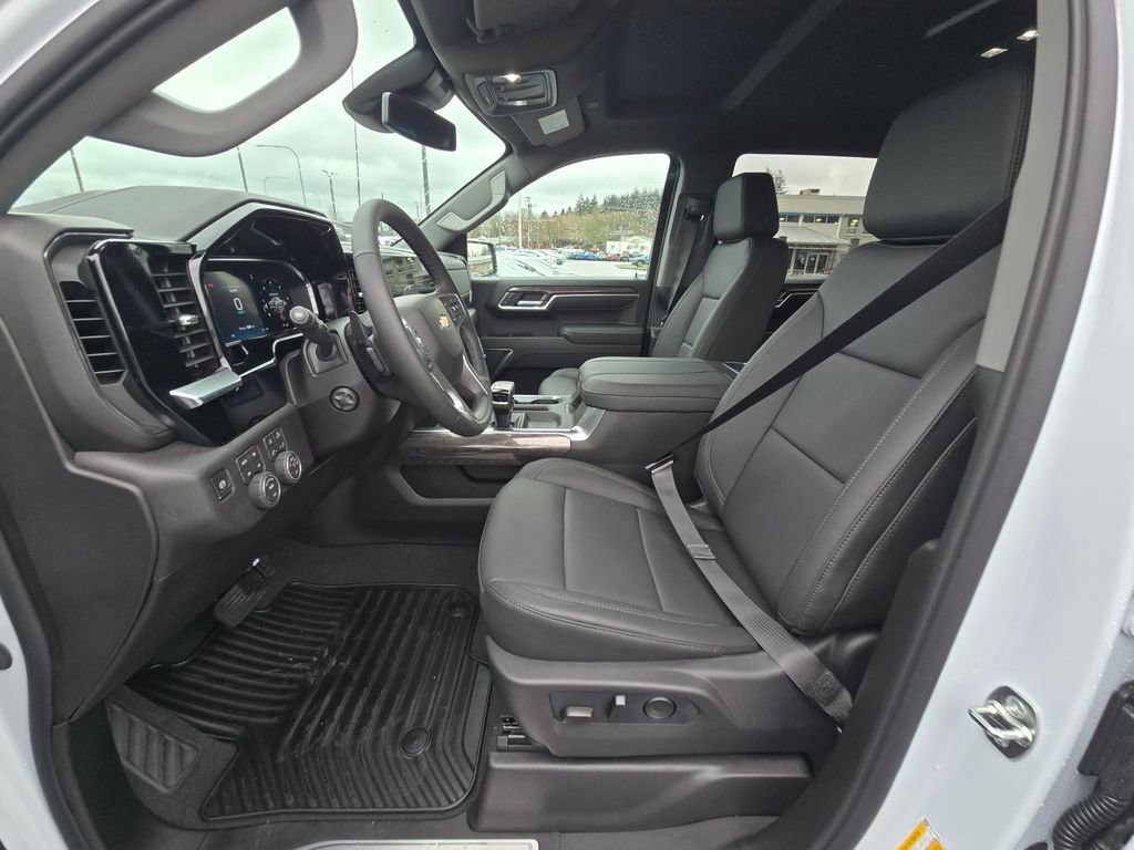 New 2026 Chevrolet Silverado 1500 LTZ AWD/4WD image 16