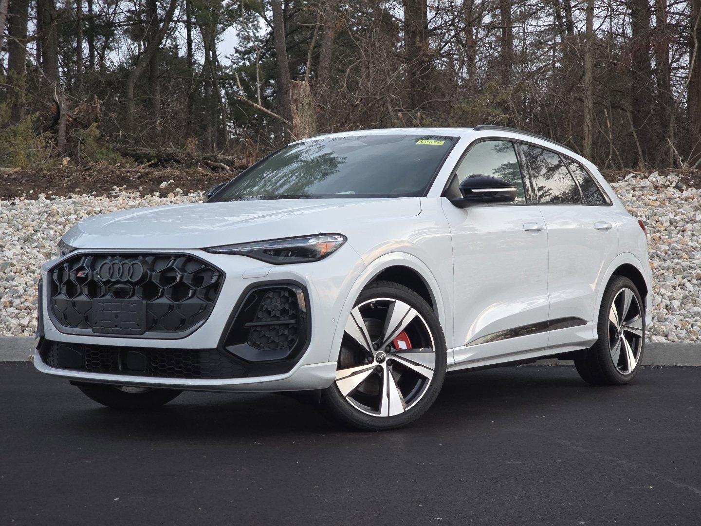 New 2025 Audi SQ5 Premium Plus image 2