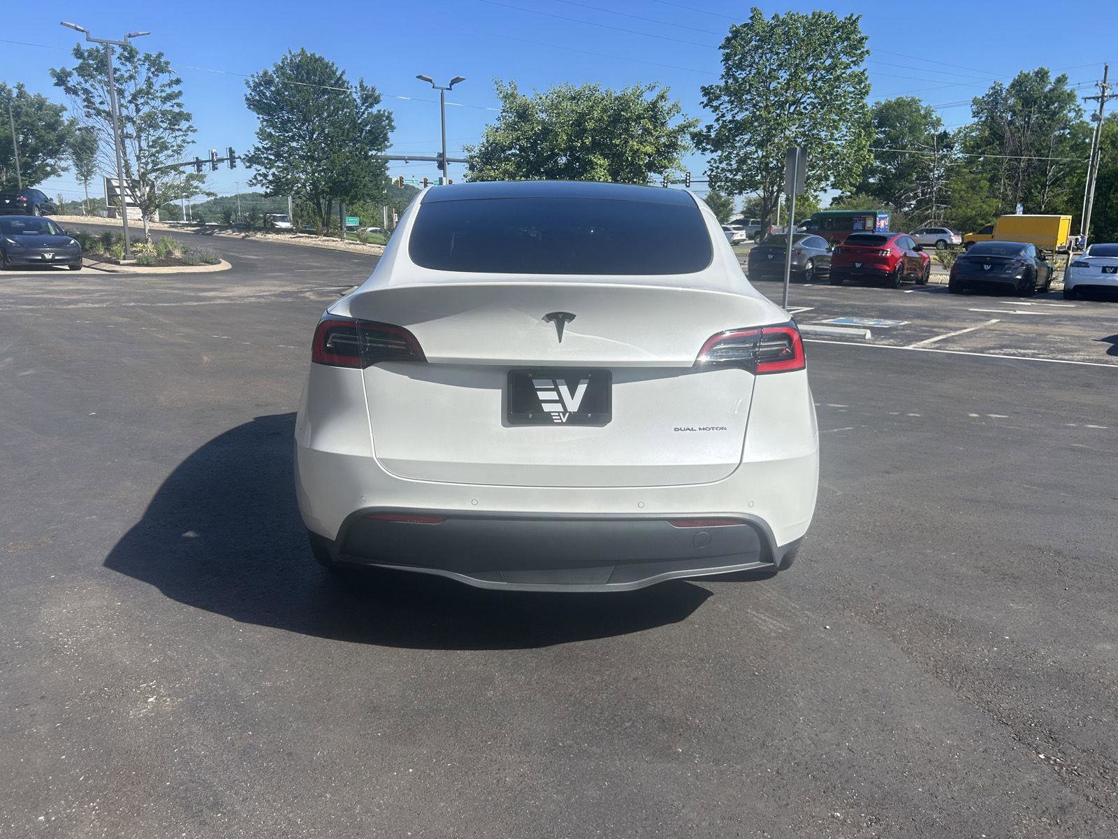 Used 2020 Tesla Model Y Long Range AWD/4WD image 6