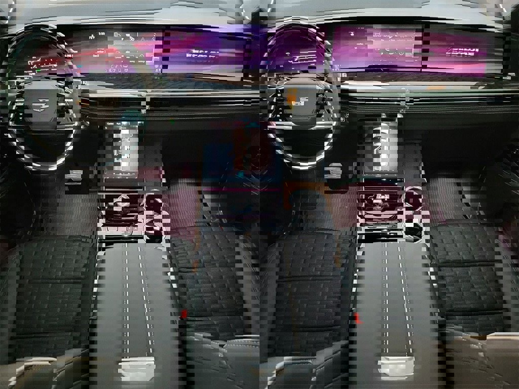 Used 2025 Cadillac Escalade Sport Platinum w/ LPO, ONYX Package image 14