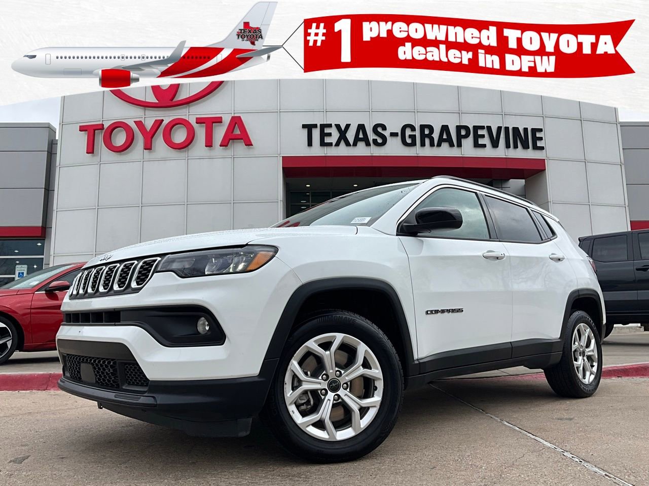Used 2025 Jeep Compass Latitude AWD/4WD image 1