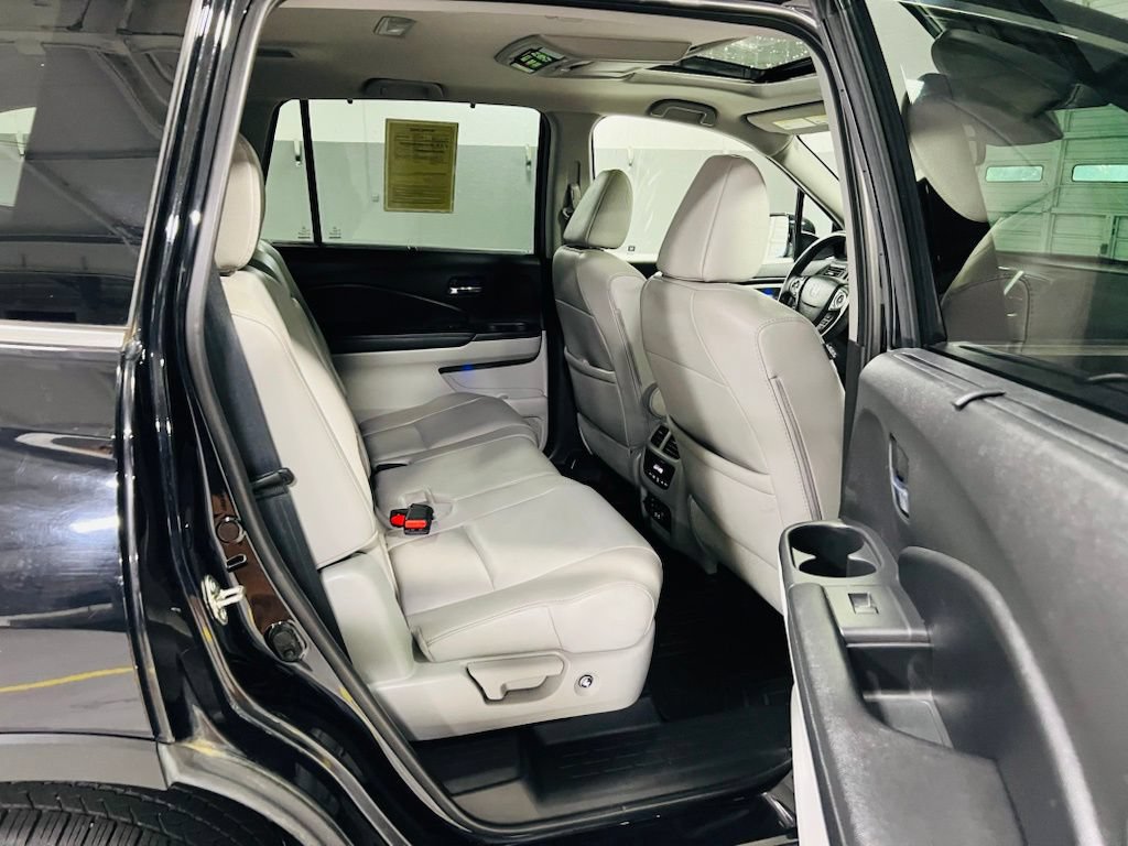 Used 2017 Honda Pilot Touring image 33