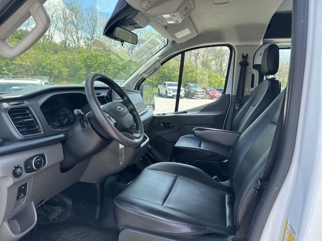 Used 2023 Ford Transit 250 Low Roof AWD image 7