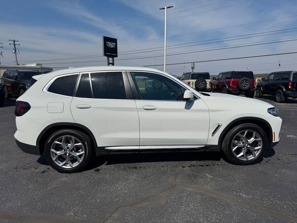 Used 2023 BMW X3 xDrive30i w/ Premium Package image 8