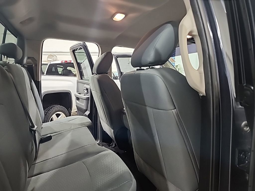 Used 2014 RAM 1500 Classic SLT AWD/4WD image 26