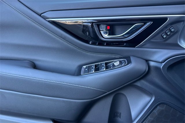 New 2025 Subaru Outback Touring image 8