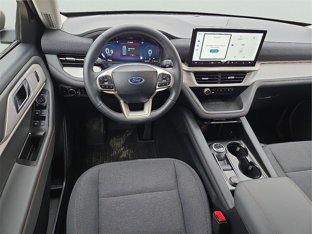 New 2025 Ford Explorer Active image 11