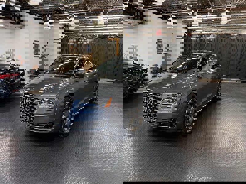 Used 2014 Audi A8 L TDI image 3