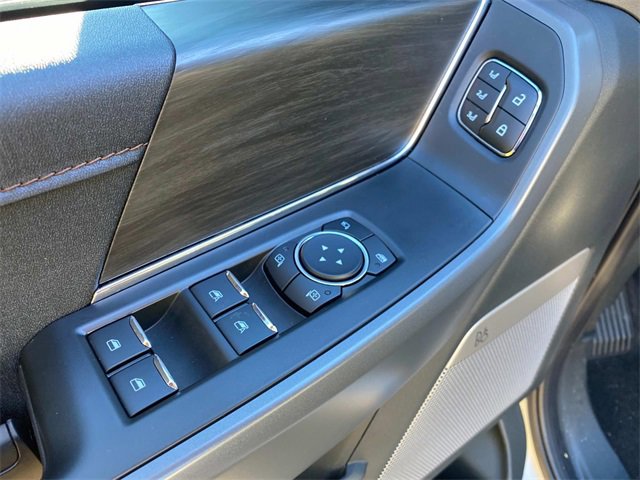 Used 2025 Ford F150 Lariat w/ FX4 Off-Road Package image 13