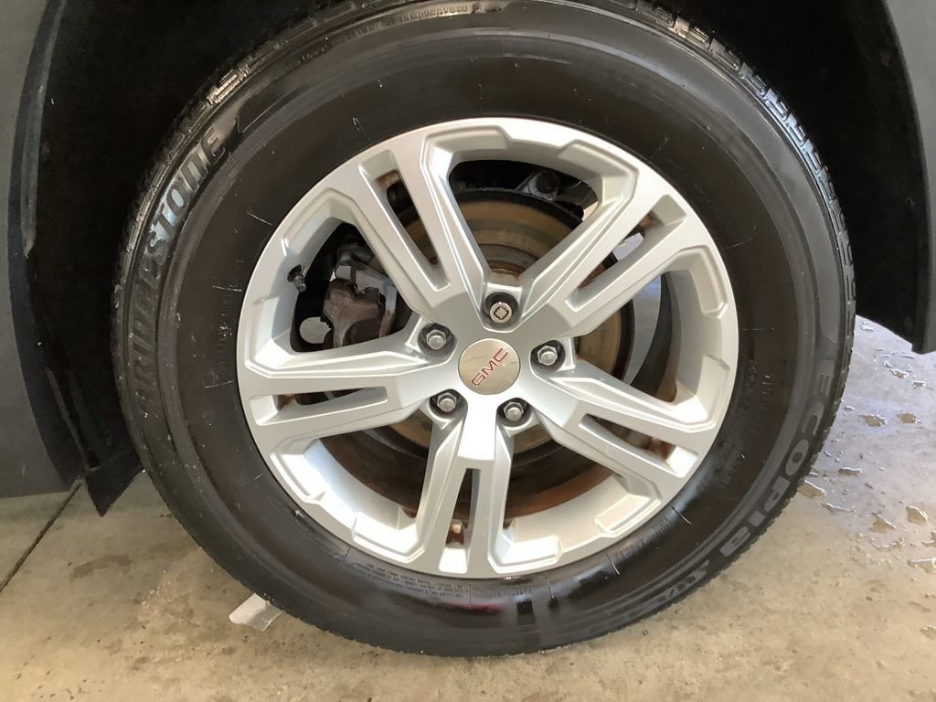 Used 2019 GMC Terrain SLE w/ LPO, Floor Liner Package FWD image 24