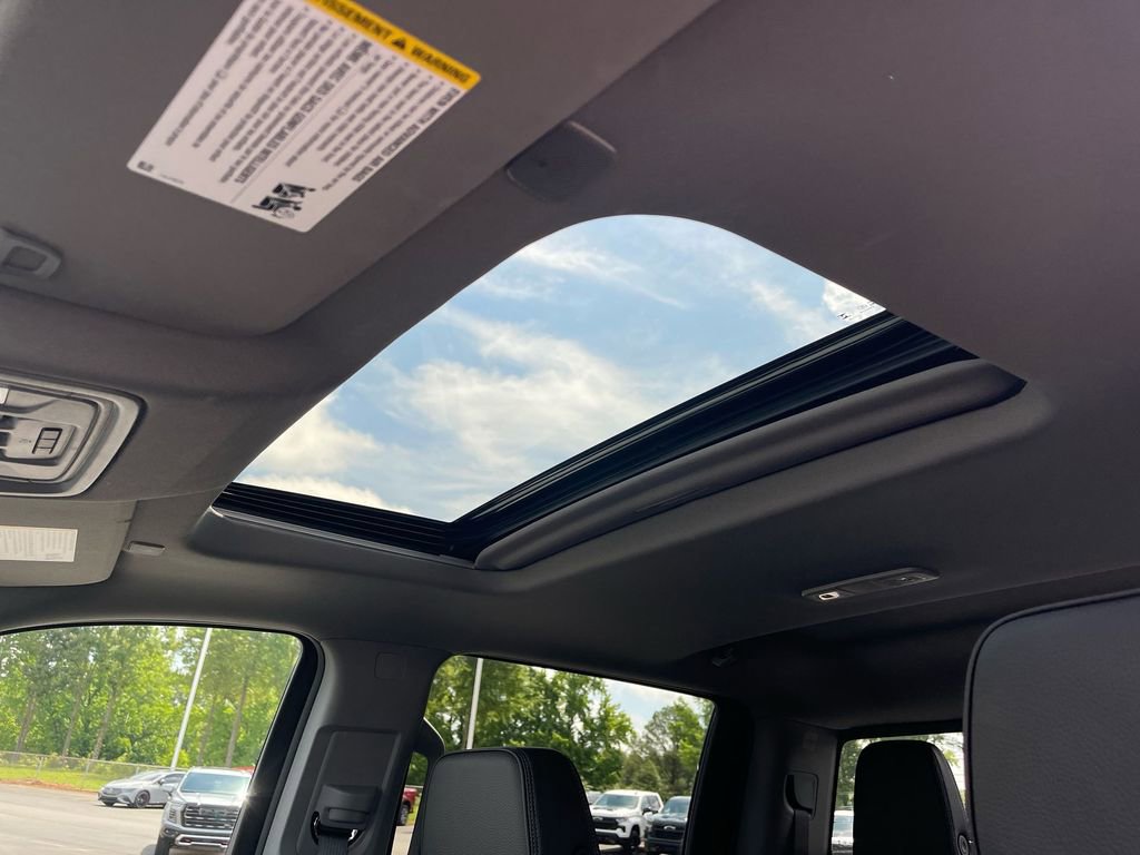 Used 2024 GMC Sierra 1500 Denali w/ Denali Reserve Package image 12