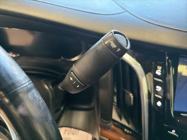 Used 2016 Cadillac Escalade ESV Luxury image 19