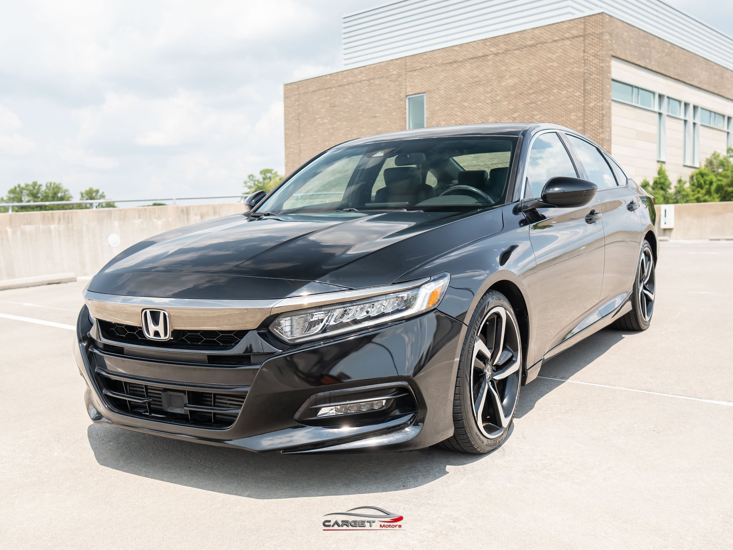 Used 2019 Honda Accord Sport image 3