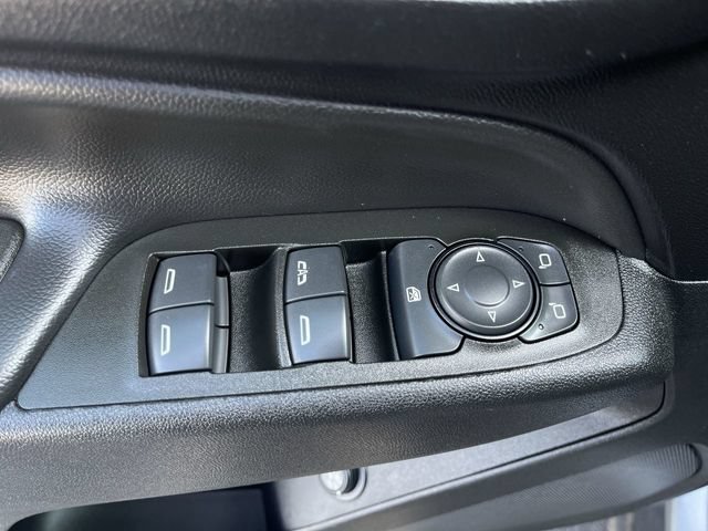 Used 2023 Chevrolet Equinox LT FWD image 23