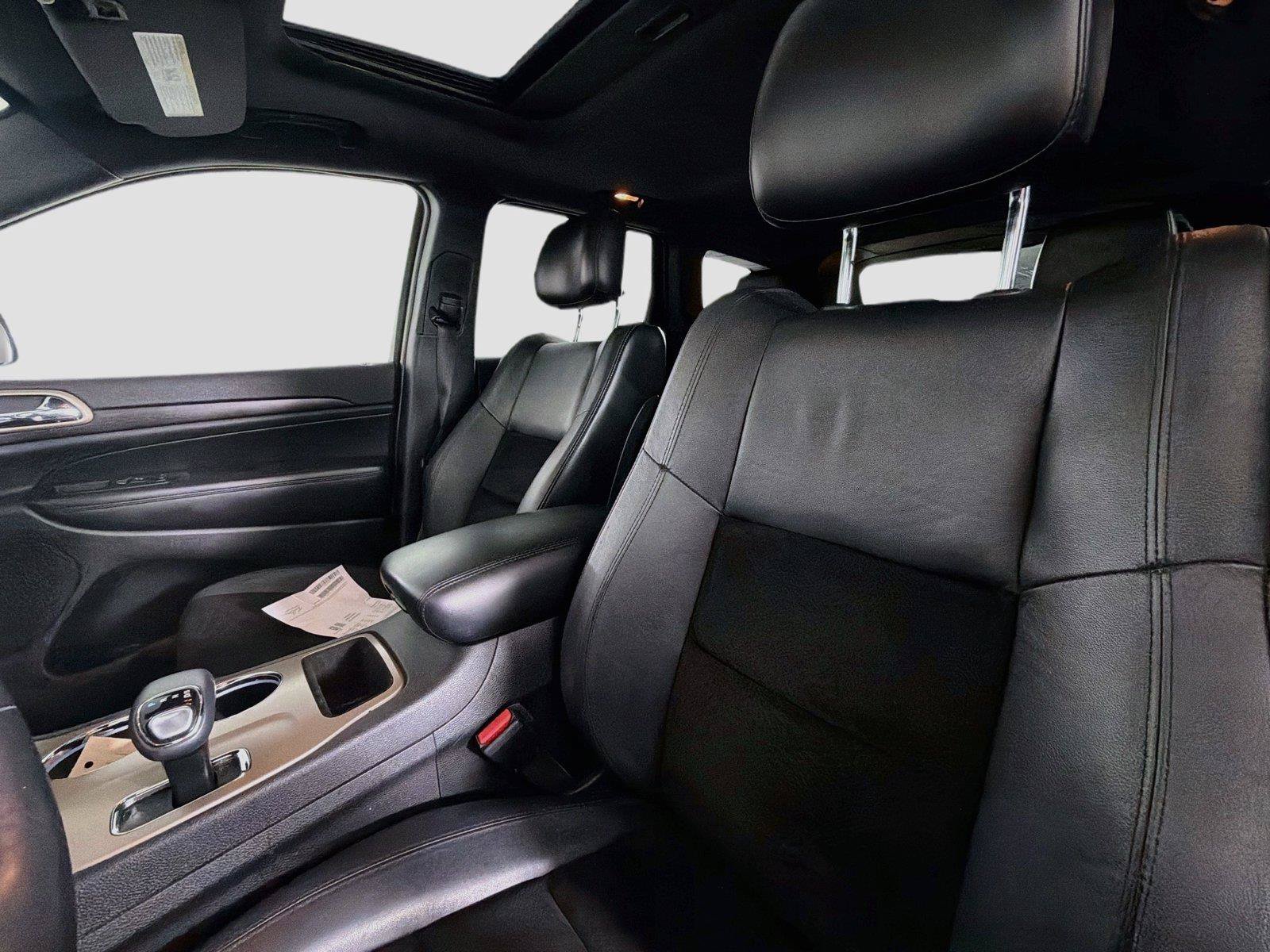 Used 2015 Jeep Grand Cherokee Altitude RWD image 19