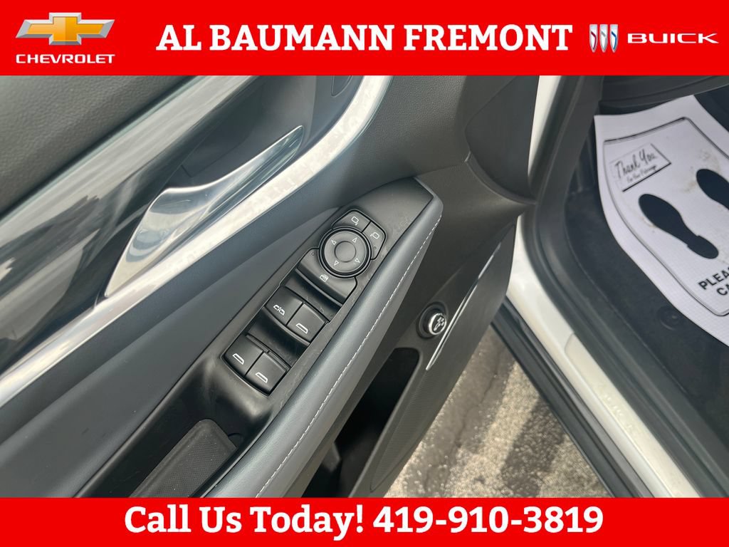 Used 2024 Buick Enclave Essence w/ Sport Touring Edition FWD image 11